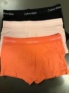 New Calvin Klein Men's Boxer Briefs /Low Rise Trunk Trio.  Cotton